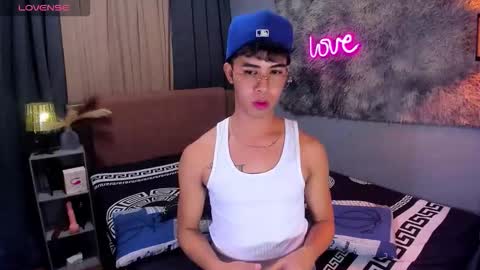 asiancum_peter online show from 10/16/25, 10:16