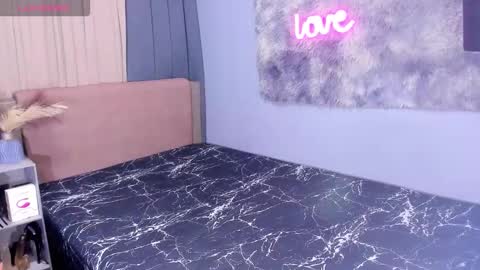 asiancum_peter online show from 11/04/25, 02:43