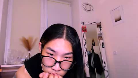 asiancvnt online show from 11/21/25, 01:21