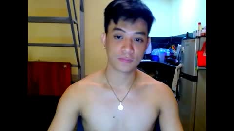 Snapshot of asiandreamboyx chatting on 05/03/26, 01:11 asiandreamboyx online show from 05/03/26, 01:11