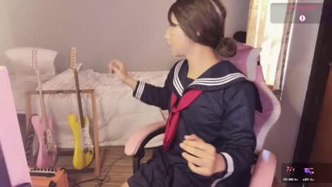 Emi online show from 03/05/25, 08:21