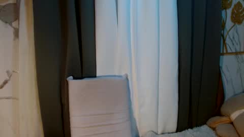 Nico online show from 11/20/25, 02:01