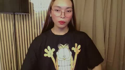 HI IM TAMIRA LOOKING FOR SERIOUS RELATIONSHIP online show from 10/18/25, 05:10