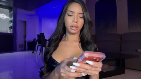 Snapshot of asianhugecockcindy chatting on 04/16/26, 09:39 asianhugecockcindy online show from 04/16/26, 09:39