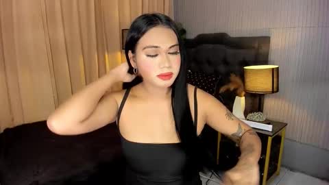 Snapshot of asianhugecockjulia1 chatting on 03/19/26, 07:18 JULIA online show from 03/19/26, 07:18