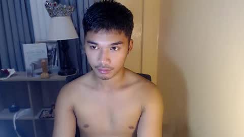 asianhunk_jamesx online show from 10/10/25, 11:42