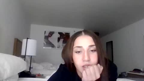 Snapshot of asianicolee chatting on 01/18/26, 02:37 asianicolee online show from 01/18/26, 02:37