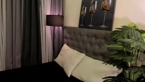 asianpetiteprincess online show from 11/19/25, 06:52