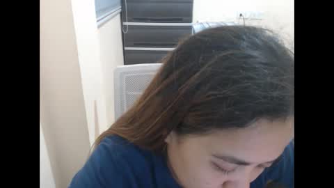 Snapshot of asianprettymay chatting on 04/01/26, 03:09 asianprettymay online show from 04/01/26, 03:09