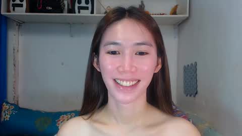 Snapshot of asianqt19 chatting on 05/18/26, 06:41 J A D E online show from 05/18/26, 06:41