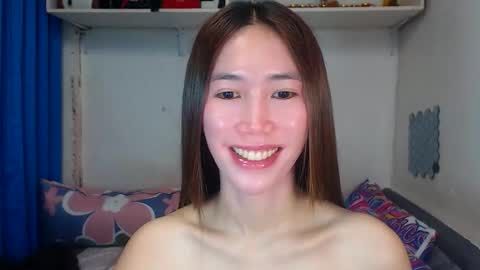 Snapshot of asianqt19 chatting on 05/29/26, 11:08 J A D E online show from 05/29/26, 11:08