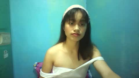 Snapshot of asiansexygirlxoxo chatting on 03/18/26, 03:15 ann online show from 03/18/26, 03:15