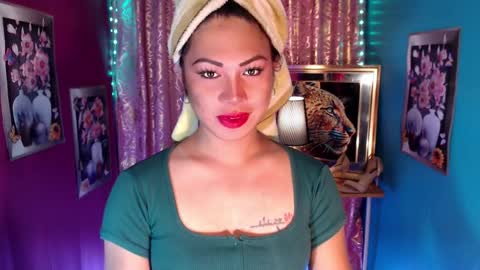 Snapshot of asiansignificant chatting on 09/10/25, 11:10 Babe online show from 09/10/25, 11:10