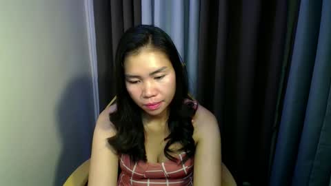 Snapshot of asiansluttyxx chatting on 05/08/26, 02:17 JEAN online show from 05/08/26, 02:17