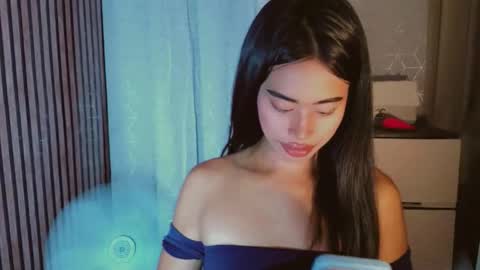 kisses online show from 05/22/26, 08:10