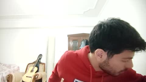 Snapshot of asihandsome06 chatting on 02/16/25, 06:10 asihandsome06 online show from 02/16/25, 06:10