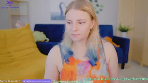 Snapshot of asiri_ocean chatting on 07/15/26, 07:52 Asiri pronounced Ah-siri Please no nicknames 3 online show from 07/15/26, 07:52
