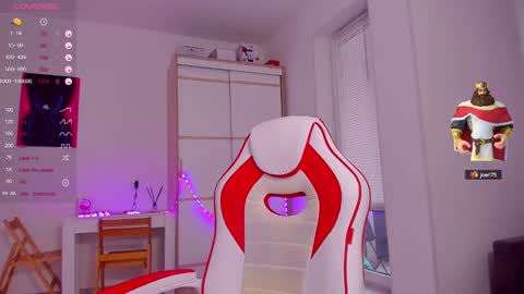 Caroline online show from 12/23/24, 10:53