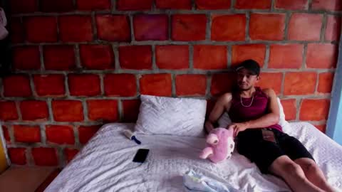 Snapshot of asm0deo chatting on 12/21/25, 03:19 asm0deo online show from 12/21/25, 03:19