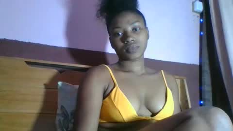 Snapshot of asmiraa chatting on 02/11/26, 05:01 asmiraa online show from 02/11/26, 05:01