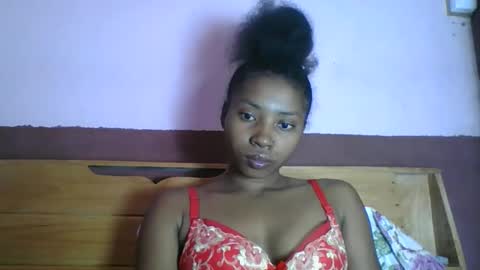 Snapshot of asmiraa chatting on 02/16/26, 04:58 asmiraa online show from 02/16/26, 04:58