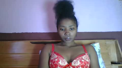 Snapshot of asmiraa chatting on 02/17/26, 08:33 asmiraa online show from 02/17/26, 08:33