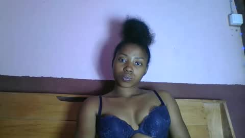 Snapshot of asmiraa chatting on 02/20/26, 07:36 asmiraa online show from 02/20/26, 07:36