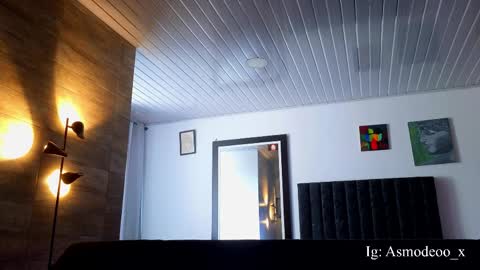 Snapshot of asmodeo_cox chatting on 04/08/26, 12:49 Asmodeo - online show from 04/08/26, 12:49