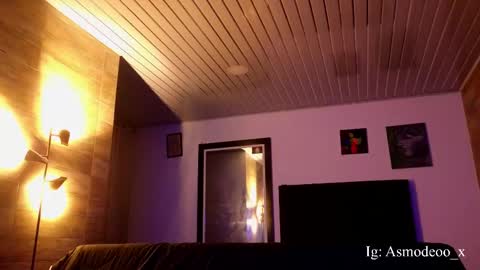 Snapshot of asmodeo_cox chatting on 04/15/26, 06:20 Asmodeo - online show from 04/15/26, 06:20