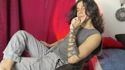 Snapshot of asmodeuszz chatting on 12/03/24, 08:39 asmodeuszz online show from 12/03/24, 08:39