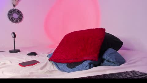 Snapshot of asmodeuszz chatting on 12/21/24, 04:09 asmodeuszz online show from 12/21/24, 04:09