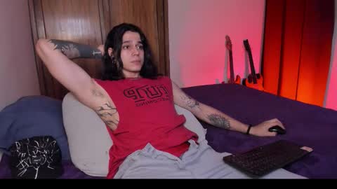 Snapshot of asmodeuszz chatting on 10/18/25, 12:57 asmodeuszz online show from 10/18/25, 12:57