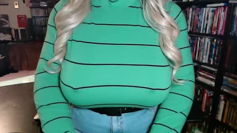 Aspen Vale online show from 10/29/25, 11:17