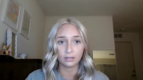 Snapshot of aspenaries chatting on 12/04/24, 01:14 Aspen Aries online show from 12/04/24, 01:14