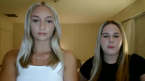 Snapshot of aspenaries chatting on 12/11/24, 12:44 Aspen Aries online show from 12/11/24, 12:44