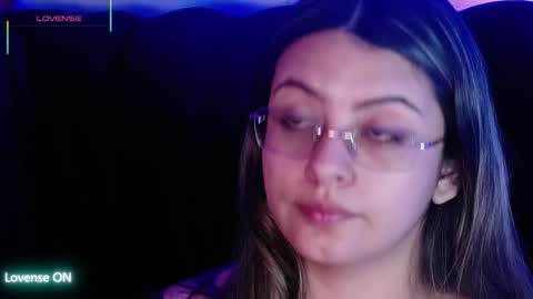   online show from 10/15/25, 09:04