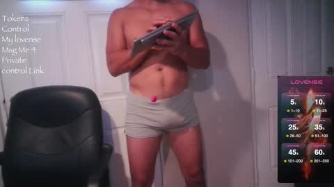 Snapshot of asperous_0ne chatting on 09/20/25, 05:58 ASPEROUS 0NE COCK online show from 09/20/25, 05:58