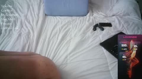 Snapshot of asperous_0ne chatting on 11/17/25, 05:08 ASPEROUS 0NE COCK online show from 11/17/25, 05:08