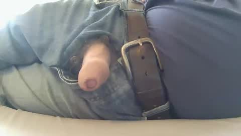 Will take commands from GuysWomenCouples etc online show from 10/24/25, 05:09