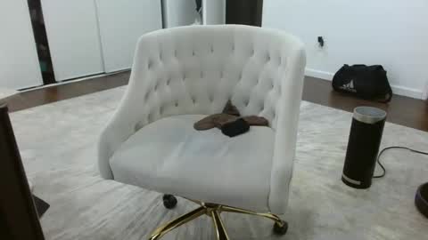 Snapshot of assfuck03 chatting on 02/21/25, 04:26 latex online show from 02/21/25, 04:26