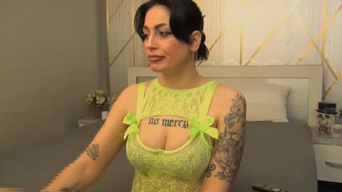 Snapshot of asshantiyx chatting on 01/06/26, 07:12 Ash online show from 01/06/26, 07:12