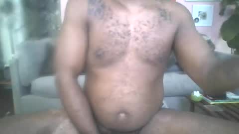 Snapshot of asshounder chatting on 12/31/24, 12:32 Derrick dayne online show from 12/31/24, 12:32