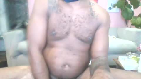 Snapshot of asshounder chatting on 01/13/25, 04:28 Derrick dayne online show from 01/13/25, 04:28