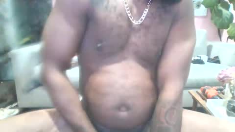 Snapshot of asshounder chatting on 01/14/25, 08:20 Derrick dayne online show from 01/14/25, 08:20