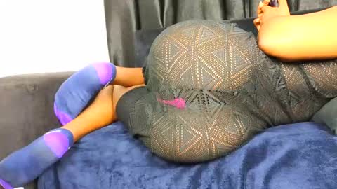 Assiology online show from 02/19/25, 02:12