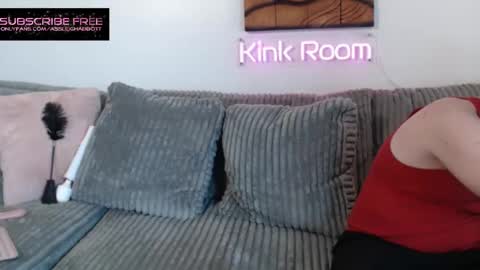 Snapshot of assleighabbott chatting on 02/14/25, 06:40 ASSleigh Abbott online show from 02/14/25, 06:40