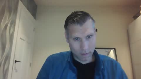 Snapshot of assmani28 chatting on 12/05/24, 02:11 Assmani28 online show from 12/05/24, 02:11