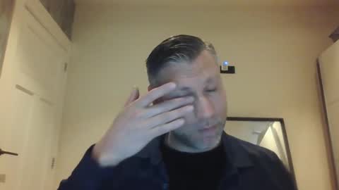 Snapshot of assmani28 chatting on 02/04/25, 03:15 Assmani28 online show from 02/04/25, 03:15