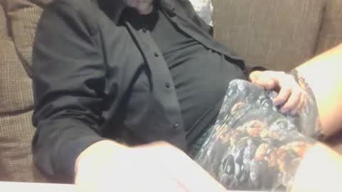 Snapshot of assmani28 chatting on 03/05/25, 01:39 Assmani28 online show from 03/05/25, 01:39