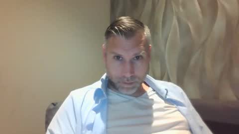 Snapshot of assmani28 chatting on 10/28/25, 08:18 Assmani28 online show from 10/28/25, 08:18